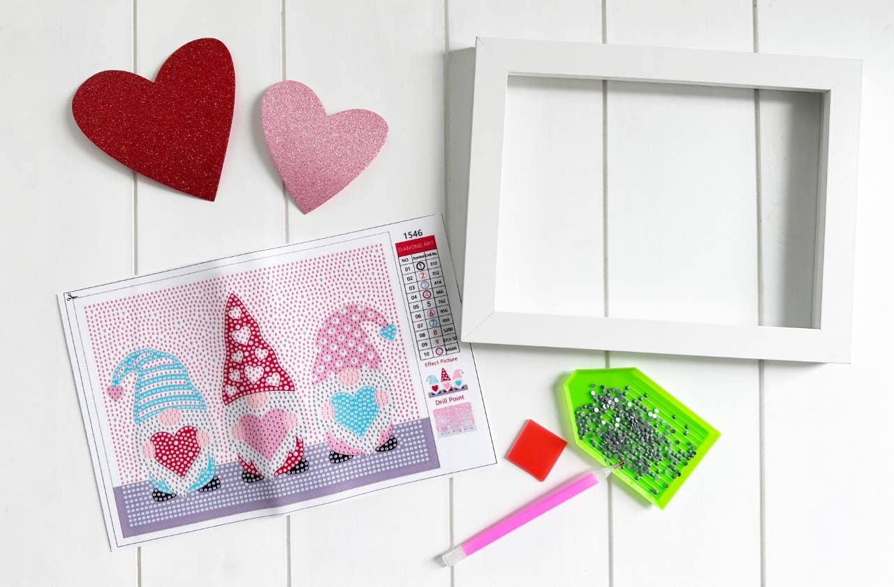 Valentine Gnomes Diamond Art Kit