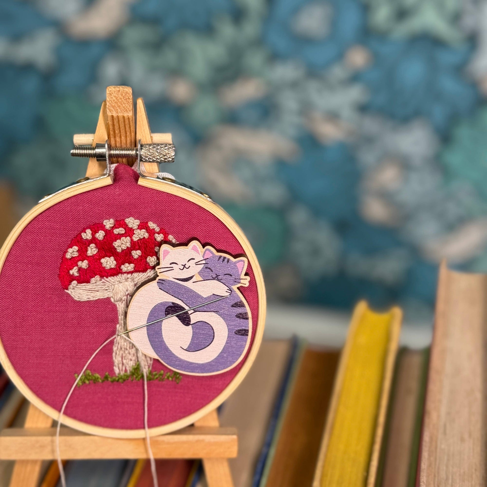 Cat Needle Minder - Besties