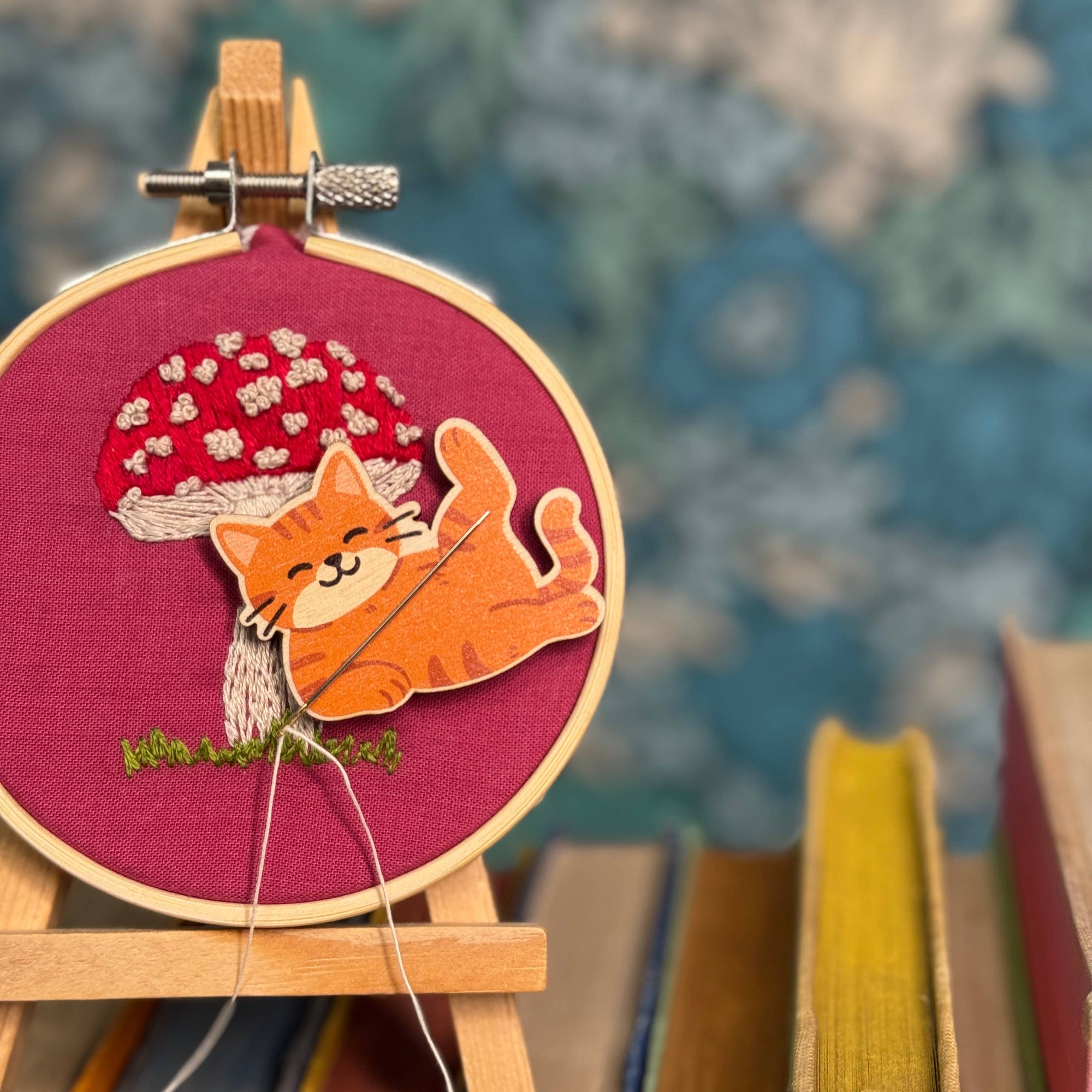 Cat Needle Minder - Ginger